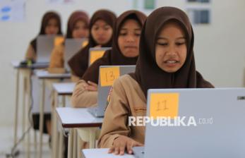 16 Ribu Laptop Didistribusikan untuk Siswa Sekolah Rakyat se-Indonesia