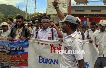 Pelajar di Papua Gelar Aksi Tolak Makan Bergizi Gratis