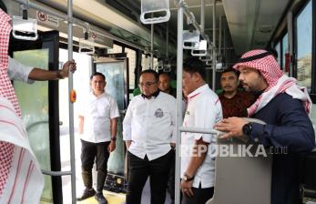 Prioritaskan Jamaah Haji Lansia dan Disabilitas, Bus Shalawat Dilengkapi Dek Kursi Roda