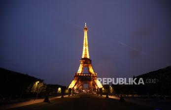 Laporan Media Prancis Ungkap Menara Eiffel Penuh Karat