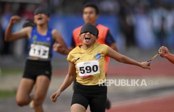 In Picture: Aksi Susan Ungu Raih Medali Emas di Lari 100 Meter Putri Klasifikasi T11 Peparnas