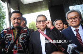 In Picture: Hasto Kristiyanto Penuhi Panggilan KPK, Siap Diperiksa Sebagai Tersangka