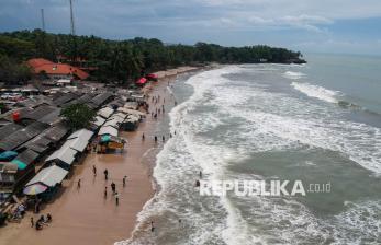 BMKG: Waspada Gelombang Tinggi hingga 4 Meter di Sejumlah Perairan Indonesia