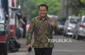 Wakil Menteri Lingkungan Hidup Segel Tiga Pabrik, Disebut Buang Emisi tanpa Pengelolaan