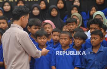 Wapres Gibran Sapa Siswa Sekolah Rakyat di Padang