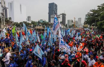 MK Bacakan Putusan UU Cipta Kerja,  Pekerja Gelar Aksi