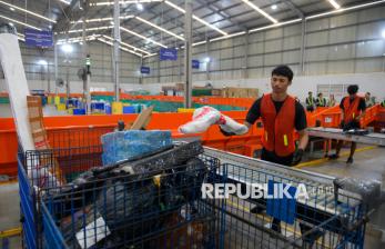 Melihat Kesibukan Gudang Ekspor Shopee, Proses Produk Lokal Menuju Pasar Global