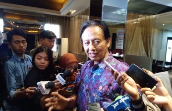 Ketua Subtim I Kajian UU ITE Henri Subiakto