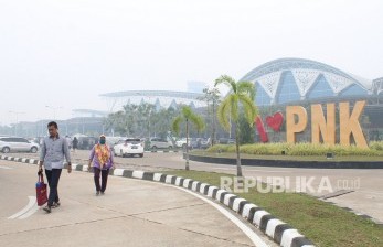 Gubernur Akui Lebih Banyak Masyarakat yang Pergi Dibanding Turis Datang di Bandara Supadio
