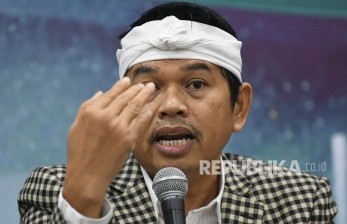 Wakil Ketua Komisi IV DPR, Dedi Mulyadi, menyoroti soal peristiwa kebakaran hutan dan lahan (karhutla) di sejumlah daerah di Sumatera. 