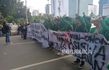 Demo Indonesia Gelap di Patung Kuda, BEM SI Ajukan 9 Tuntutan