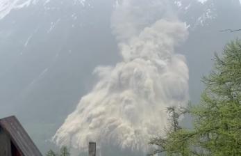 Longsor Gletser Swiss Picu Ancaman Banjir di Lembah Alpen
