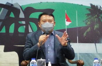 Anggot Komisi I DPR Fraksi PDIP, TB Hasanuddin mengingatkan pemerintah untuk kirim calon Panglima TNI