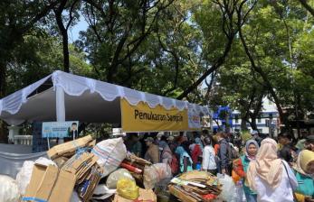Pemkot Bandung Gelar Tukar Sampah Jadi Sembako
