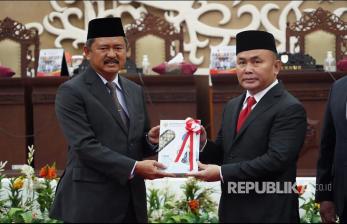 In Picture: BKN Anugerahi BKD Kalsel Terbaik di Bidang Manajemen ASN