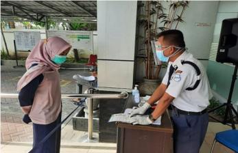 BPJS Kesehatan Cabang Yogyakarta mengoptimalkan kanal layanan nontatap muka atau daring untuk kemudahan pengurusan administrasi kepesertaan Program Jaminan Kesehatan Nasional-Kartu Indonesia Sehat (JKN-KIS).