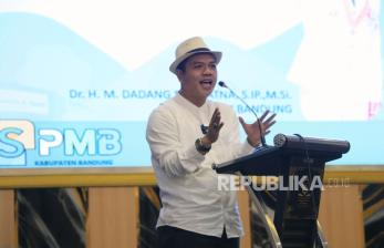 Bupati Bandung Ancam Copot Kepala Sekolah yang Terlibat Pungli Penerimaan Murid Baru