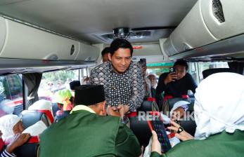 Lepas Keberangkatan 445 Calhaj, Ini Pesan Lucky Hakim 