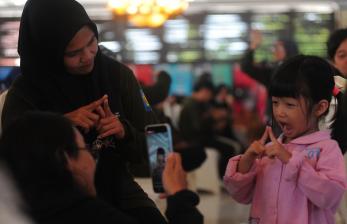 In Picture: Peringatan Hari Bahasa Isyarat di Palembang