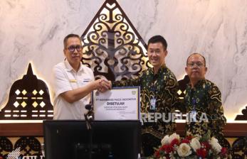 2 Perusahaan Produsen GPS dan Paper Bag Resmi Terima Izin Kawasan Berikat