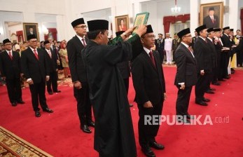 Pelantikan Duta Besar, (ilustrasi). Komisi I DPR RI mulai melakukan uji kepatutan dan kelayakan (Fit and Proper Test) terhadap 33 Calon Duta Besar pada 12-14 Juli 2021 dan bersifat tertutup. 
