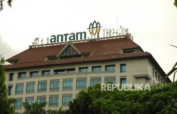 Kantor PT Aneka Tambang (Antam) di Jalan TB Simatupang, Jakarta Selatan.