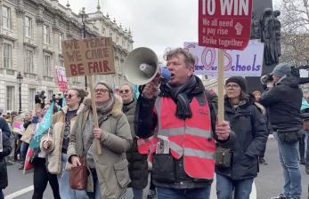 Setengah Juta Pekerja di Inggris Mogok Kerja Tuntut Kenaikan Gaji