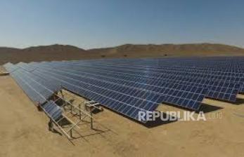 Iran Tingkatkan Kapasitas Pembangkit Listrik Tenaga Surya Hingga 4.000 MW