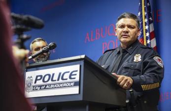 Tersangka Pembunuhan Muslim Albuquerque Perdana Muncul di Pengadilan