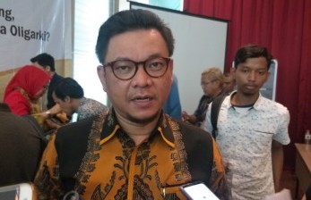 Wakil Ketua Komisi VIII DPR Ace Hasan Syadzily menilai usulan pemotongan libur Idul Fitri perlu dipertimbangkan pemerintah.