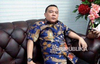 Wakil Ketua DPR Sufmi Dasco Ahmad mengapresiasi rencana Presiden Joko Widodo (Jokowi) yang akan membubarkan 18 lembaga negara dan komisi. 