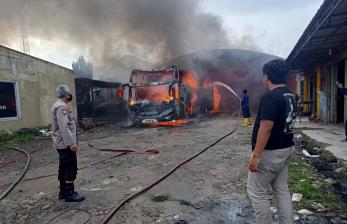 Bus Budiman Jurusan Tasikmalaya-Solo Terbakar, tak Ada Korban Jiwa