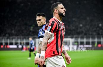 Kyle Walker Absen Perkuat Milan Lawan Torino  