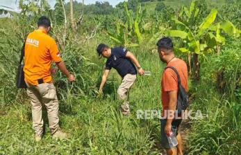 Geger! Pria Bersimbah Darah Ditemukan di Semak-semak di Kota Cimahi