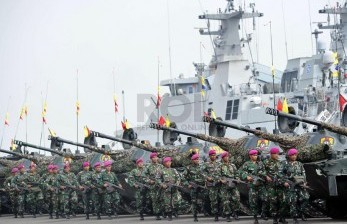 Prajurit Marinir TNI AL berbaris jelang Inspeksi Kesiapan Pasukan dan alutsista yang digelar di Markas  Koarmatim, Surabaya, Jawa Timur. (Ilustrasi) (Republika/Aditya Pradana Putra)