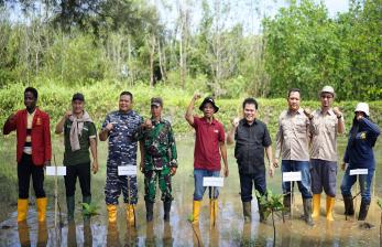 Majelis Lingkungan Hidup PP Muhammadiyah Tanam 1.000 Mangrove di Kulonprogo