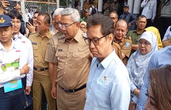 Tinjau Cek Kesehatan Gratis untuk Pelajar di Bandung, Menkes Temukan Pelajar Bermasalah Mata