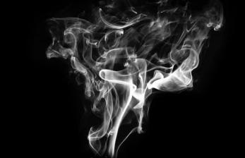Beda Nikotin dan TAR, Keduanya Terkandung dalam Rokok