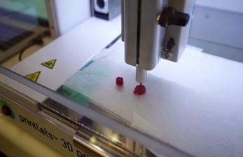 Rumah Sakit di Spanyol Produksi Obat untuk Anak dengan Printer 3D
