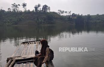 Ketika Nasib Siswi SMAN 1 Saguling Berada di Ujung Rakit