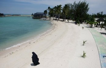 Pariwisata Indonesia (ilustrasi). Legislator soroti rencana pemerintah menggabungkan BUMN Penerbangan dan Pariwisata.