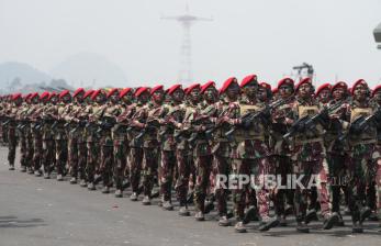 Prabowo Kukuhkan Panglima Kopassus, Marinir, dan Kopasgat Sebagai Pati Bintang Tiga