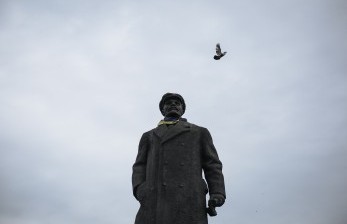 Finlandia Robohkan Patung Terakhir Vladimir Lenin