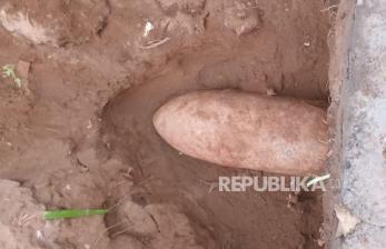 Lagi Gali Halaman Rumah, Warga Sleman Temukan Mortir Bekas Perang Kemerdekaan Sepanjang 1 Meter
