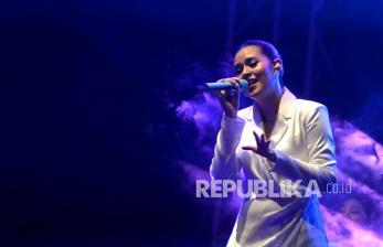 Penyanyi Raisa akan berada di Singapura saat lebaran tahun ini.