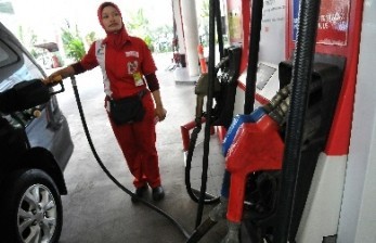 Anggota Komisi VII DPR RI Mulyanto, menilai pemerintah tidak serius melaksanakan program digitalisasi nozzle Bahan Bakar Minyak (BBM). Foto ilustrasi SPBU Pertamina.