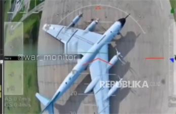 Ukraina Klaim Hancurkan 40 Peswat Pembom Rusia Senilai Rp 114 Triliun