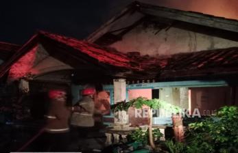 Sedang Tidur Saat Rumahnya Terbakar Hebat, Lansia Ditemukan Tewas
