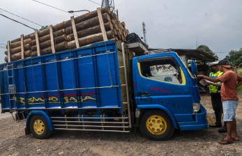 Polresta Padang Edukasi Sopir untuk Cegah Truk <em>Over </em>Kapasitas
