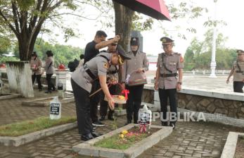 Polres Indramayu Kenang Jasa Pahlawan Sambut Hari Bhayangkara ke-79